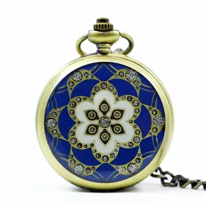 montre vintage en bronze fleur de lys